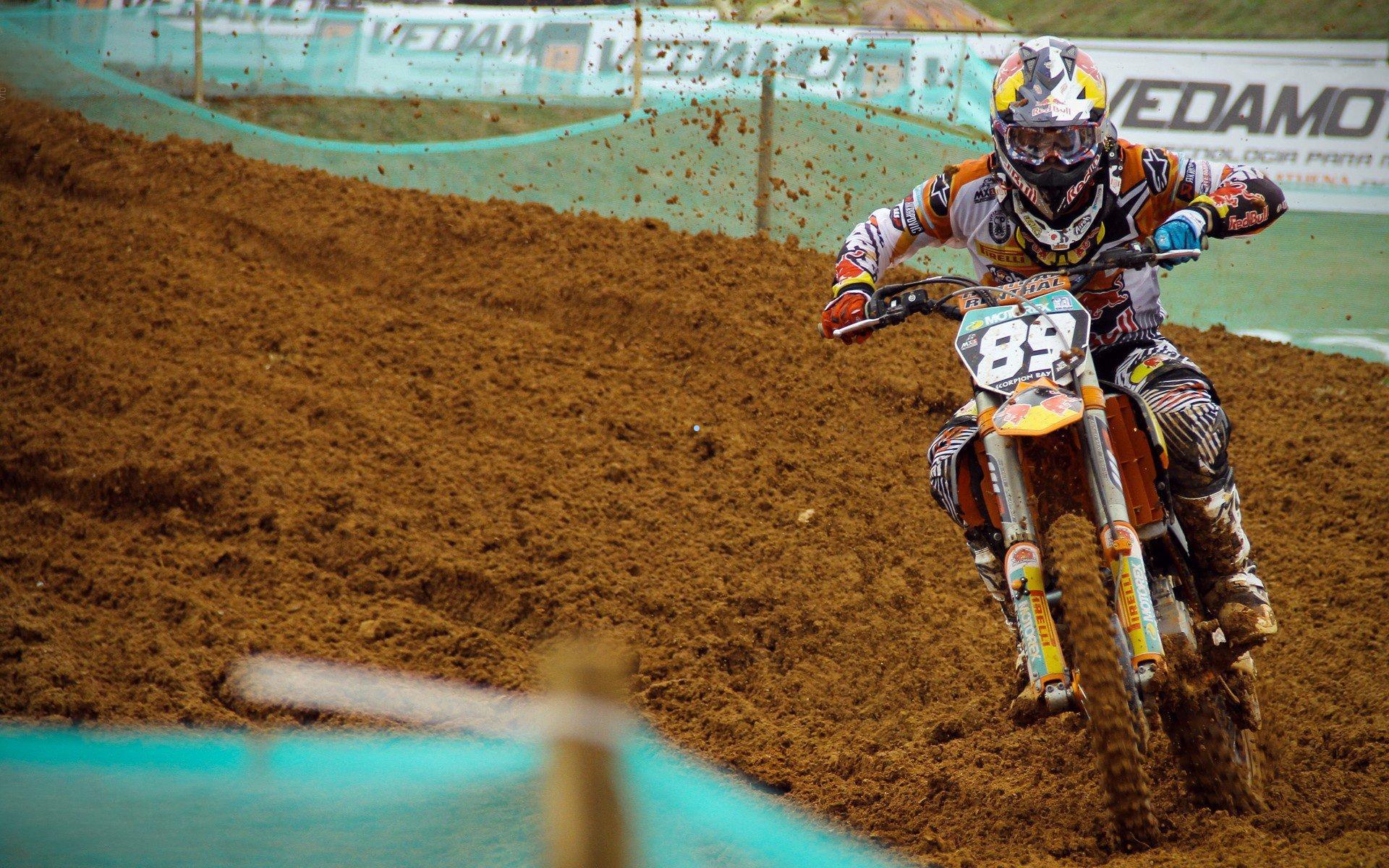 罗森尼尔战术板引领切尔西革新,争议操作的正名之路与恩佐·马雷斯卡的成功契机